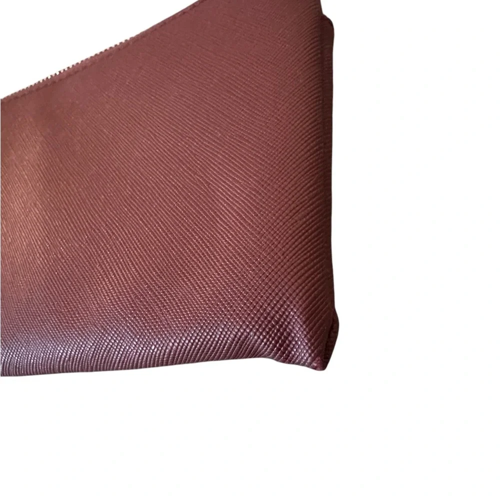 Dana Buchman LARGE Burgundy Wristlet/ Built-in Wallet 9 x 5 x 1